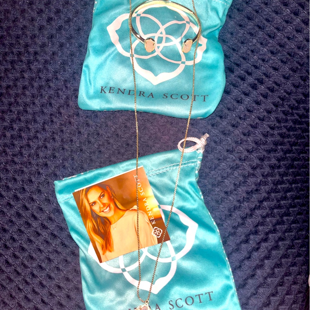 Kendra Scott necklace  and Elton bracelet gold and cream set dust bags